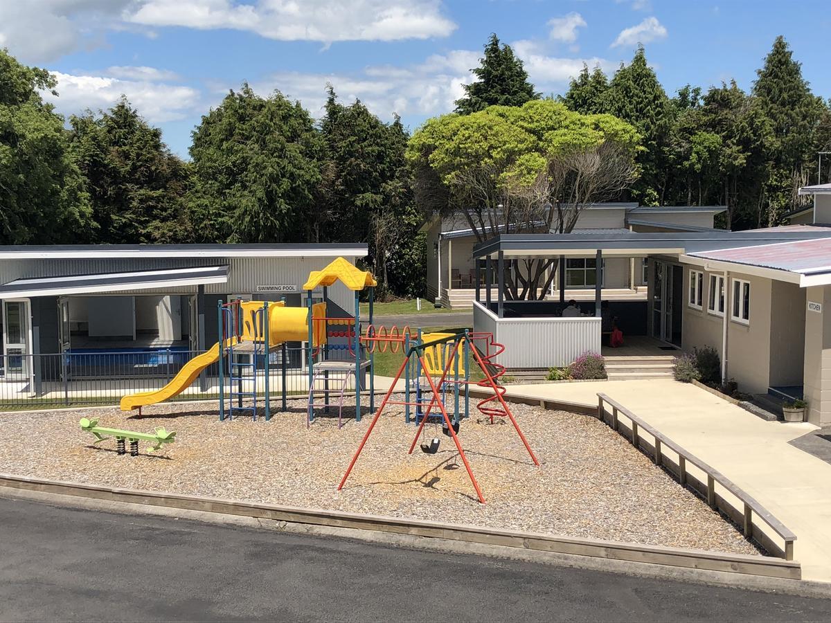 Stratford Motel & Holiday Park Exterior photo